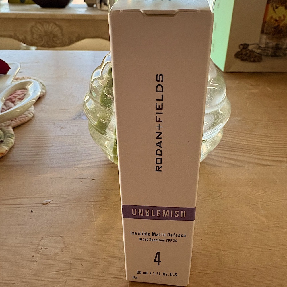 NIB💜Rodan + Fields💜Unblemish Strp 4 - Picture 1 of 1